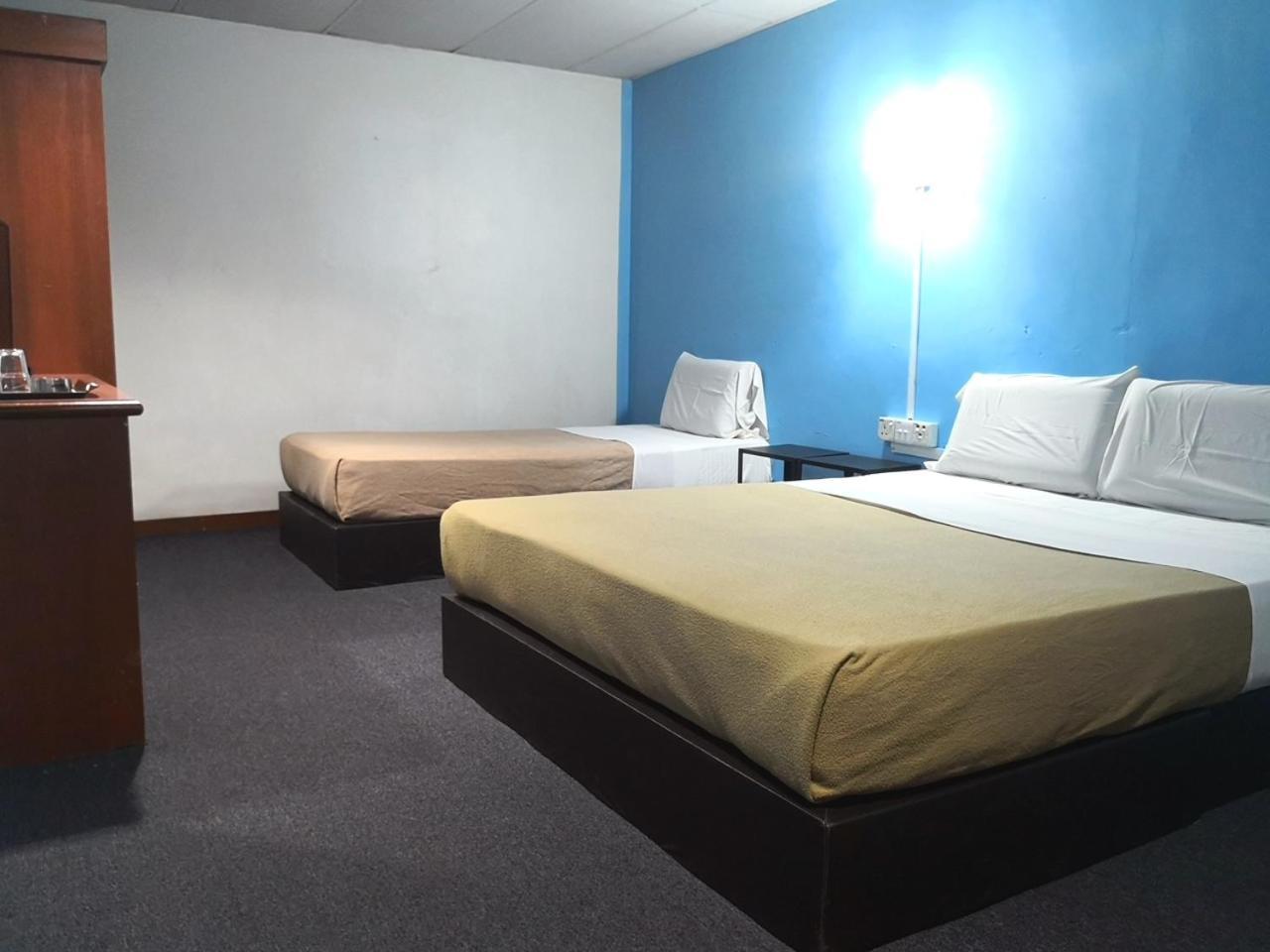 Hotel Seri Kota Satu Kota Tinggi Dış mekan fotoğraf